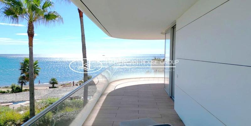 Foto c02686cc-594a-4653-a0e7-5266c11264e0. Piccolo appartamento con parcheggio piscina in puerto de Estepona Estepona