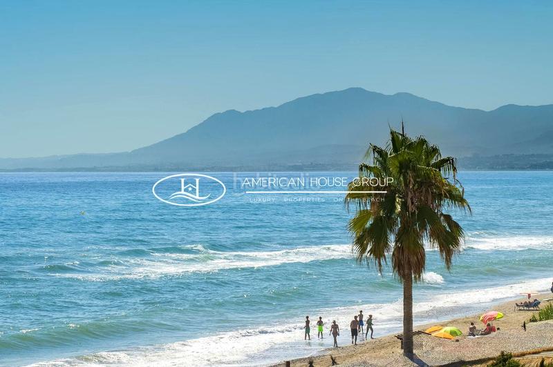 Foto 335a4802-d288-4d56-95c9-748d829d5271. Casa maravillosa villa con piscina con vistas al mar en venta este, málaga en Marbella