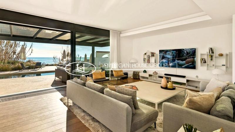 Foto f07021ab-54fa-40f5-a3a0-4ab87ca75707. Casa maravillosa villa con piscina con vistas al mar en venta este, málaga en Marbella