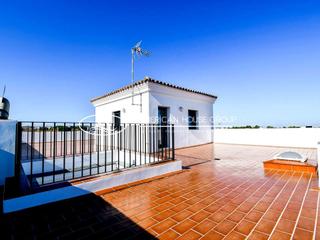 Maison à La Banda - Campo de Fútbol. Exclusiva vivienda familiar a estrenar en venta en la zona de la