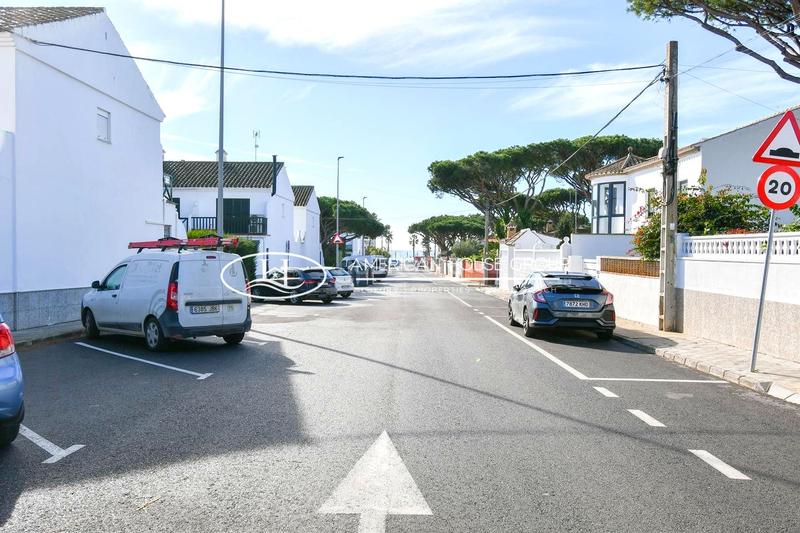 Foto ce5597f9-c80e-408a-9564-887a2b101833. Casa a La Barrosa Chiclana de la Frontera