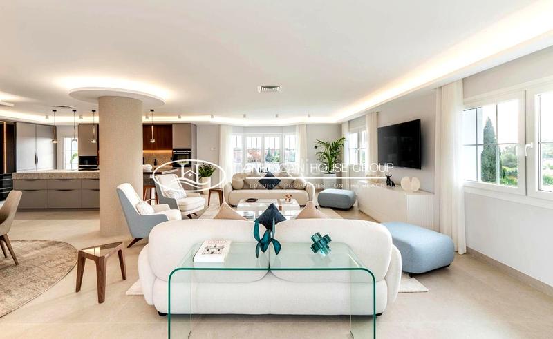 Foto 34362f8a-d830-45d9-b23e-f9fc04ce6c46. Ático elegante ático con vistas al mar en venta en nueva andalucía, , málaga en Marbella