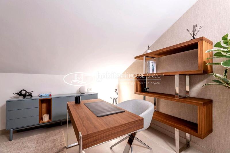 Foto 61f9db26-5092-4ab9-b7ee-5c03f60b5705. Ático elegante ático con vistas al mar en venta en nueva andalucía, , málaga en Marbella