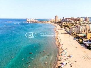 Edificio en Palacio. Se vende gran cadena hotelera de 5 hoteles en las principales ci