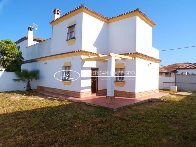 Foto c9be69ac-f816-4fc6-b0d1-d3377f2c15dd. Casa a Pelagatos - Pago del Humo Chiclana de la Frontera