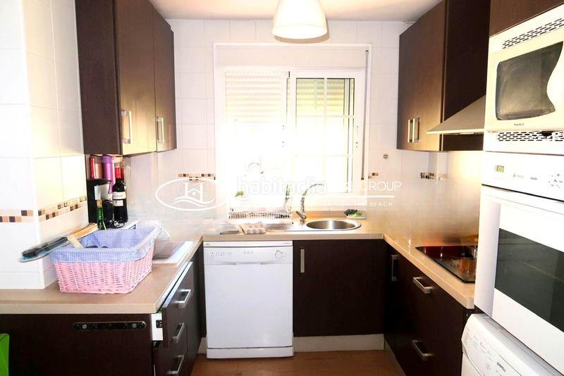 Foto bfbc8d4e-3ee5-4787-ae40-0650ad6e07cf. Reihenhaus in La Barrosa Chiclana de la Frontera