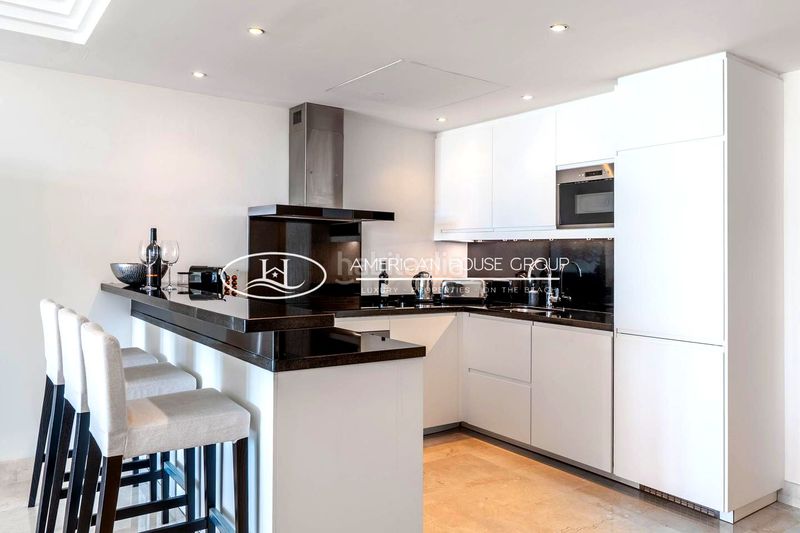 Foto 2b53969a-1423-427d-96c3-423e47a75b63. Apartament amb piscina a Puerto Banús Marbella