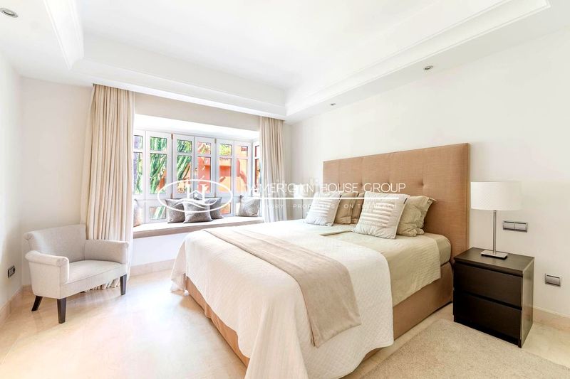 Foto da148fb9-98c7-4ac3-90a0-f624e7acd0ad. Apartament amb piscina a Puerto Banús Marbella