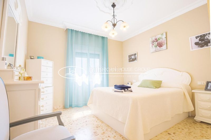 Foto b736c7e2-7062-435c-b3ad-05ded9b430a0. Casa a Núcleo urbano Chiclana de la Frontera