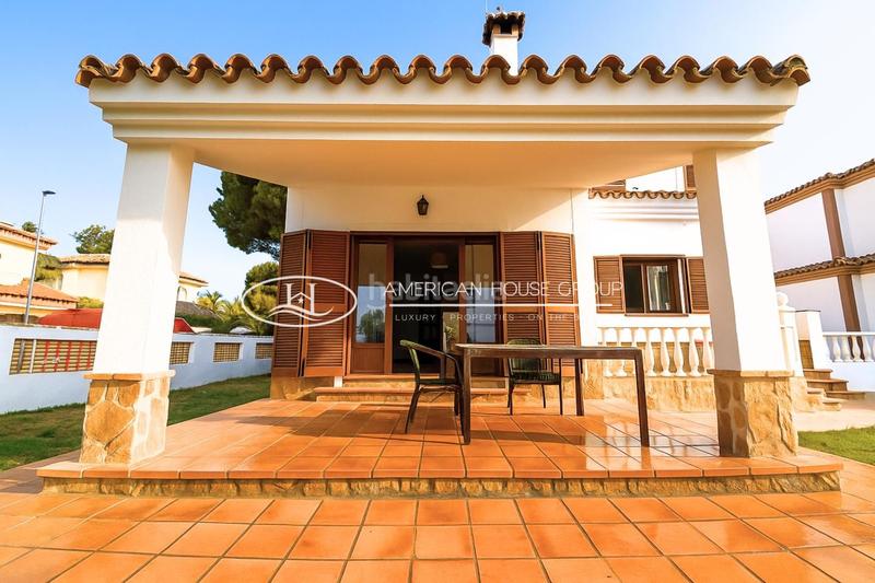 Foto 2b2d418d-d476-4ed7-a378-726bfdf0b19e. Casa in Los Gallos Chiclana de la Frontera