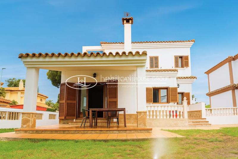 Foto def31984-49b0-4eb0-afa2-0058260a96f8. Casa in Los Gallos Chiclana de la Frontera