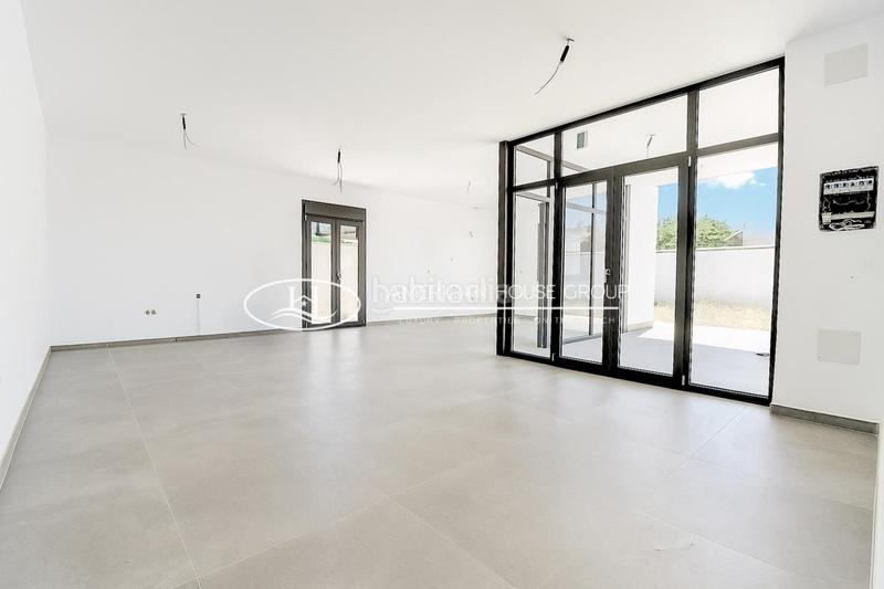 Foto 5922ecb4-2fd3-4bbc-adca-5495ec2d6f63. Casa amb piscina a La Banda - Campo de Fútbol Chiclana de la Frontera