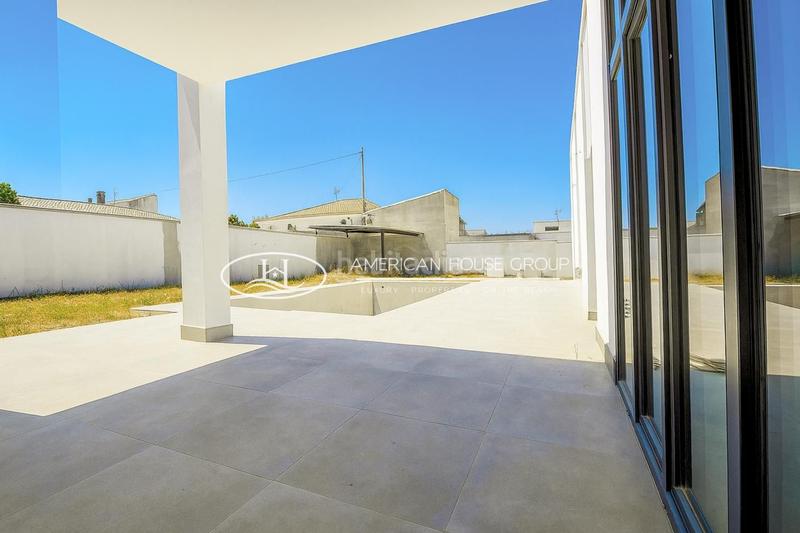 Foto c5e0531e-1436-4d64-925b-d28c078c9f38. Casa amb piscina a La Banda - Campo de Fútbol Chiclana de la Frontera