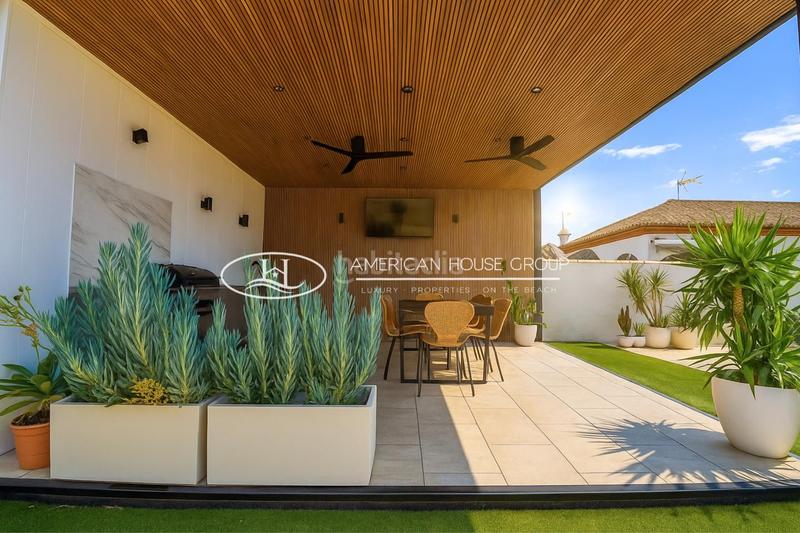 Foto 20c68529-9a51-4f4c-8cde-65d7b9d159e5. Maison avec chauffage piscine dans Los Gallos Chiclana de la Frontera