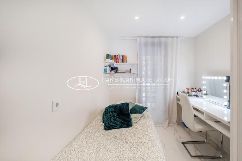 Foto 7728c190-5e82-47cd-b9eb-b7d6b1303962. Rez-de-chaussée avec piscine dans Nueva Andalucía centro Marbella