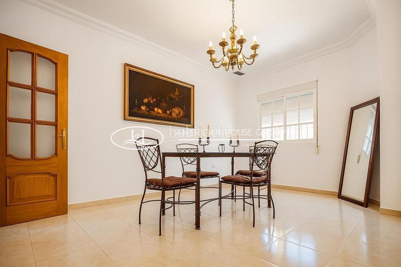 Foto 8c208209-f86a-4450-87c5-848fa6efecdc. Maison dans Los Gallos Chiclana de la Frontera