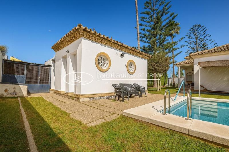 Foto 99c29b88-e1bc-4d72-a31b-4cb4296636a0. Maison dans Los Gallos Chiclana de la Frontera