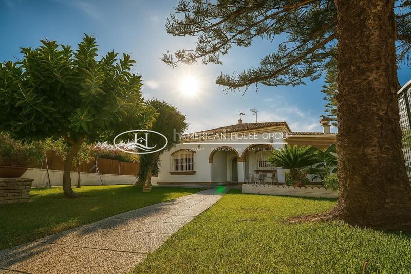 Foto d9a393df-bc1a-4143-8047-0f9f5eac129e. Maison dans Los Gallos Chiclana de la Frontera