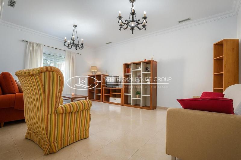 Foto e2cbd05b-68a0-4962-a291-24e573b2e1e4. Maison dans Los Gallos Chiclana de la Frontera