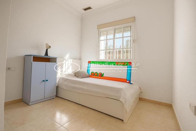 Foto e82f9312-ee45-4c16-8ef6-7a071b76ea6b. Maison dans Los Gallos Chiclana de la Frontera