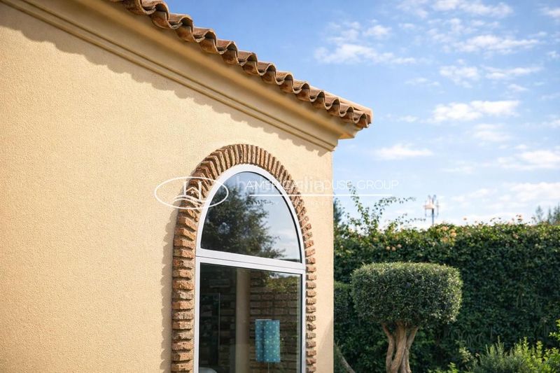 Foto bac88bea-617a-46c3-8c5f-f7a852f045a5. Casa a Los Gallos Chiclana de la Frontera