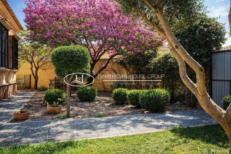 Foto fe1a33d3-486f-4fb2-a8ed-39731488915a. Casa a Los Gallos Chiclana de la Frontera