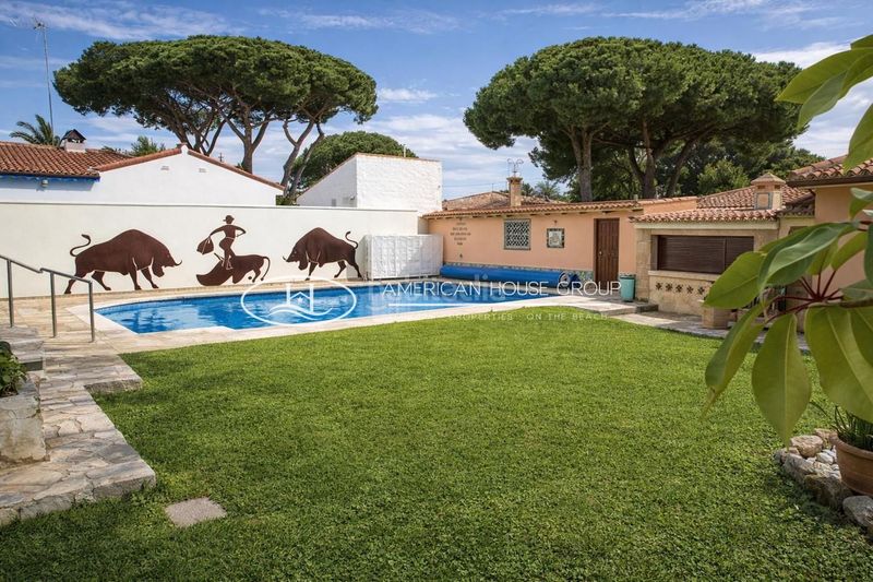 Foto c7fdc764-0101-4fe8-8585-5671d25b52f0. Casa amb piscina a Los Gallos Chiclana de la Frontera