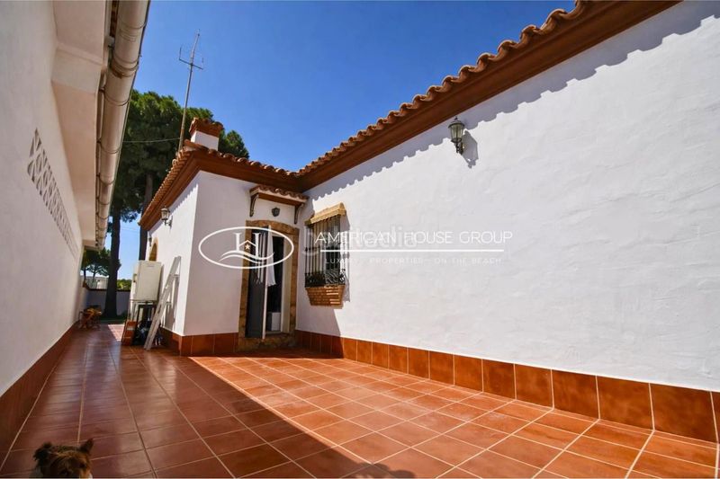 Foto 4f3f25b4-d2f9-4a42-a5f3-b7b09ddc9a1d. Casa a Los Gallos Chiclana de la Frontera