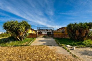 Terreny residencial a Pelagatos - Pago del Humo. Gran oportunidad !! finca con plaza de toros en venta en pago de