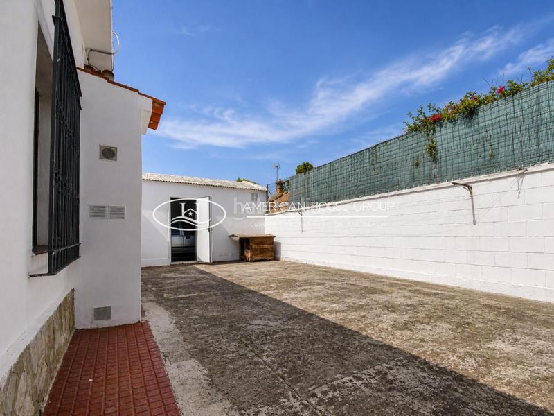 Foto 056d2c6c-73a9-4191-92c4-ce6599321d85. Casa a Los Gallos Chiclana de la Frontera