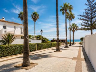 Terreno residenziale in La Barrosa. Oportunidad de parcela urbana con licencia en playa de la barros