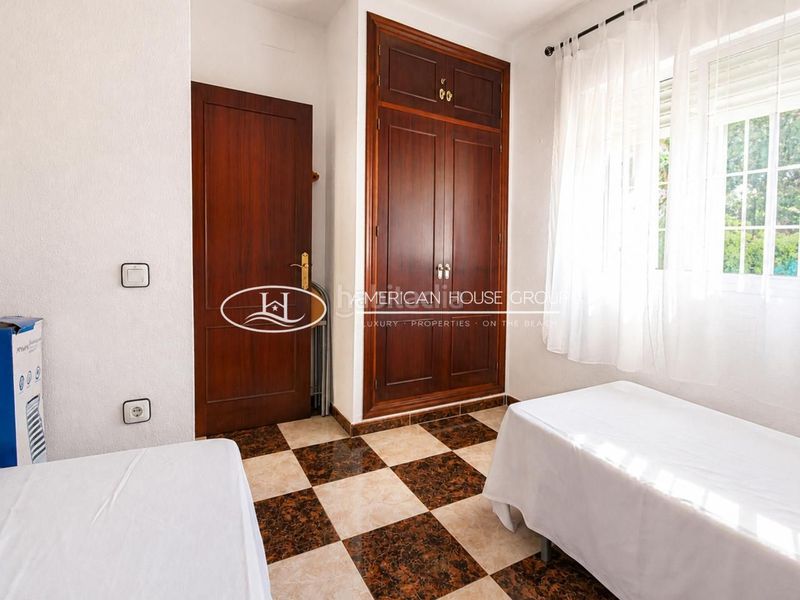 Foto 153dd9e9-5572-446e-a584-44041aeb6ffd. Casa amb piscina a Las Lagunas - Campano Chiclana de la Frontera