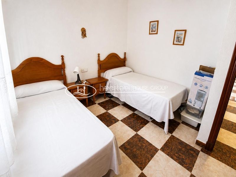 Foto e6c7031d-218d-4253-a8c1-1043e2b3e9a7. Casa amb piscina a Las Lagunas - Campano Chiclana de la Frontera