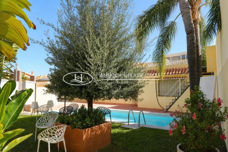 Foto e85ab53c-968d-4438-8c39-838a898305be. Casa amb piscina a Casco Antiguo Marbella