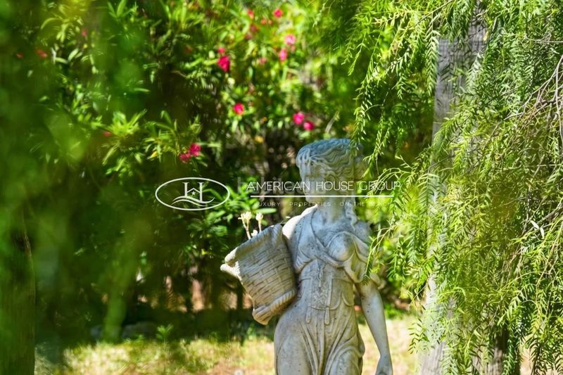 Foto 06ba91b7-05c0-42db-a3c7-86be698b7153. Casa amb piscina a Elviria Marbella
