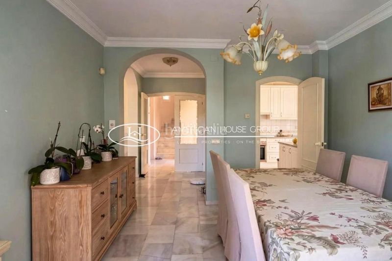 Foto 87b3d257-7ddb-4334-bff0-63853418a827. Casa amb piscina a Elviria Marbella