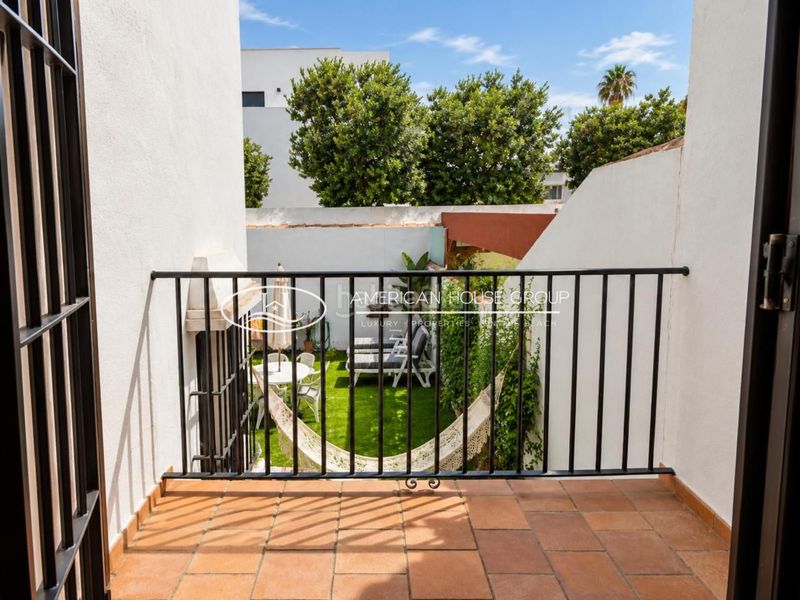 Foto fce5df4a-6599-4e46-8204-7bdf71a7ad3e. Casa adossada amb piscina a Núcleo urbano Chiclana de la Frontera