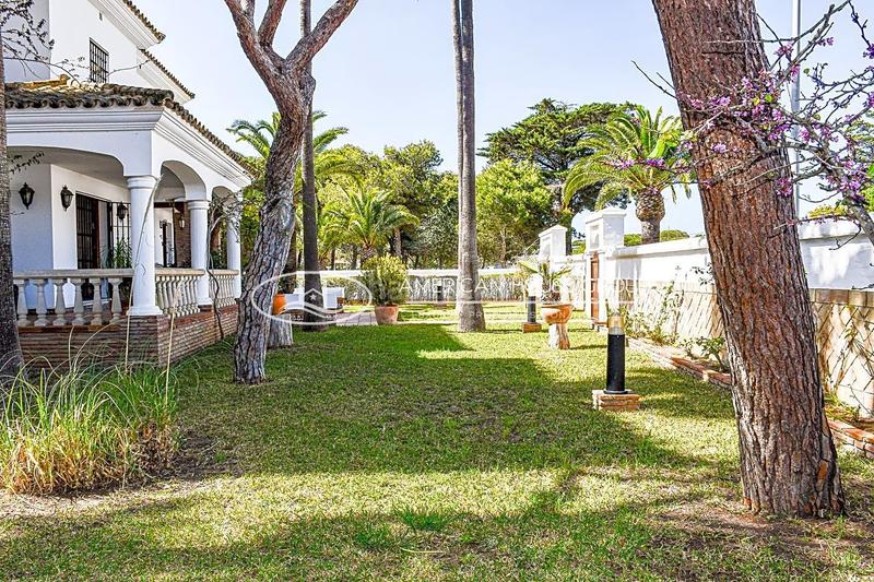 Foto 12ac9746-28cc-4e16-b85a-f5818fe476e8. Maison avec piscine dans La Barrosa Chiclana de la Frontera