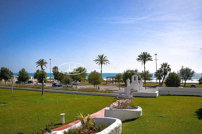 Foto 276aaaf7-b813-41af-9852-b19d258f245e. Maison avec piscine dans La Barrosa Chiclana de la Frontera