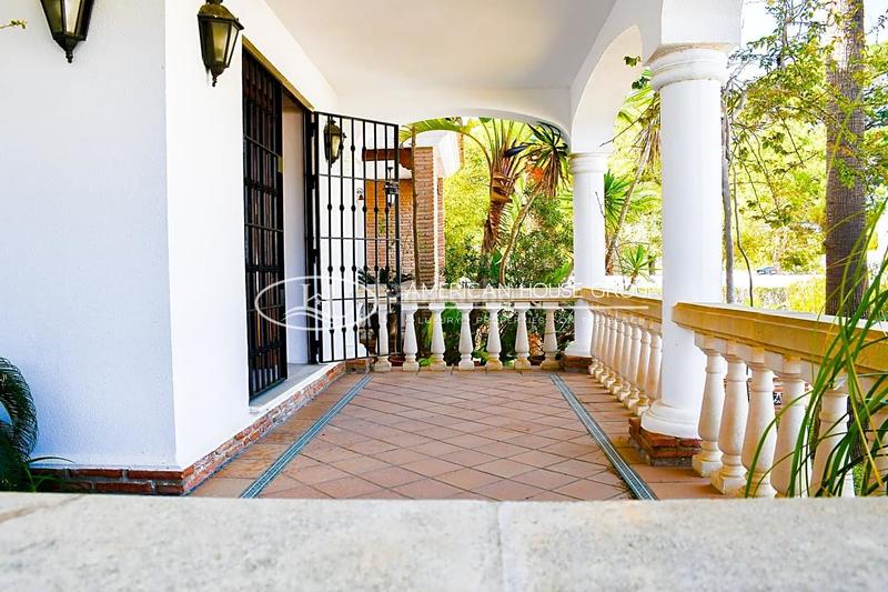 Foto 435b467f-9adf-4f89-bdd6-2c4b612d7746. Maison avec piscine dans La Barrosa Chiclana de la Frontera