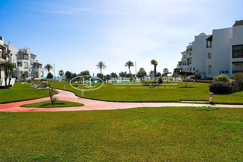 Foto 8ef0bb84-b3b6-429a-b76c-78ce66affc67. Maison avec piscine dans La Barrosa Chiclana de la Frontera