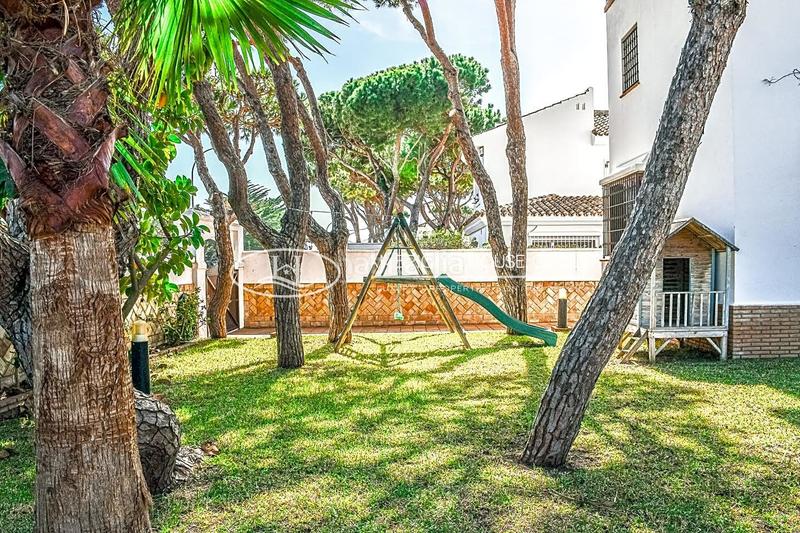 Foto 8f0e11a4-9df1-48c0-a67f-06f060e69417. Maison avec piscine dans La Barrosa Chiclana de la Frontera