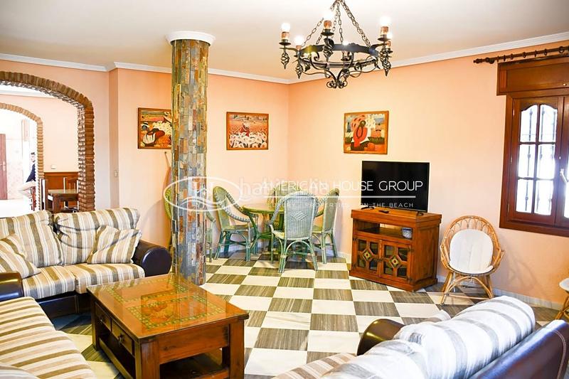 Foto b087d106-5ed6-4bf7-8156-dfd9189f4558. Maison avec piscine dans La Barrosa Chiclana de la Frontera