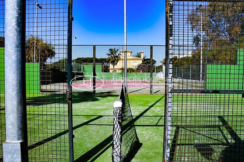 Foto b1da3c96-200c-4443-9d86-0c91947f50e3. Maison avec piscine dans La Barrosa Chiclana de la Frontera