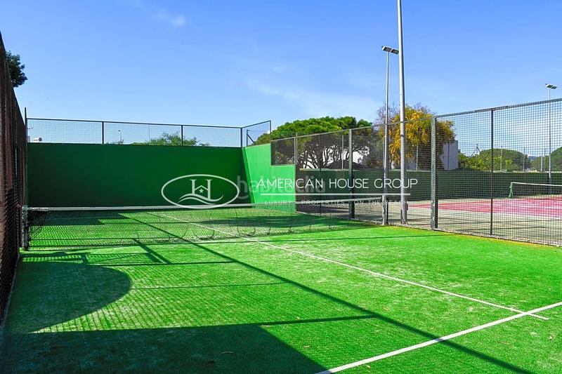 Foto c5a9c205-8d2f-4ec6-ab90-05a16a90eaa0. Maison avec piscine dans La Barrosa Chiclana de la Frontera