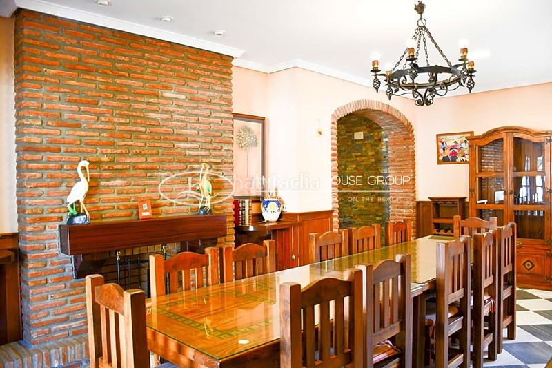 Foto fed32ccb-bbe7-49c1-8254-0bd418bed101. Maison avec piscine dans La Barrosa Chiclana de la Frontera