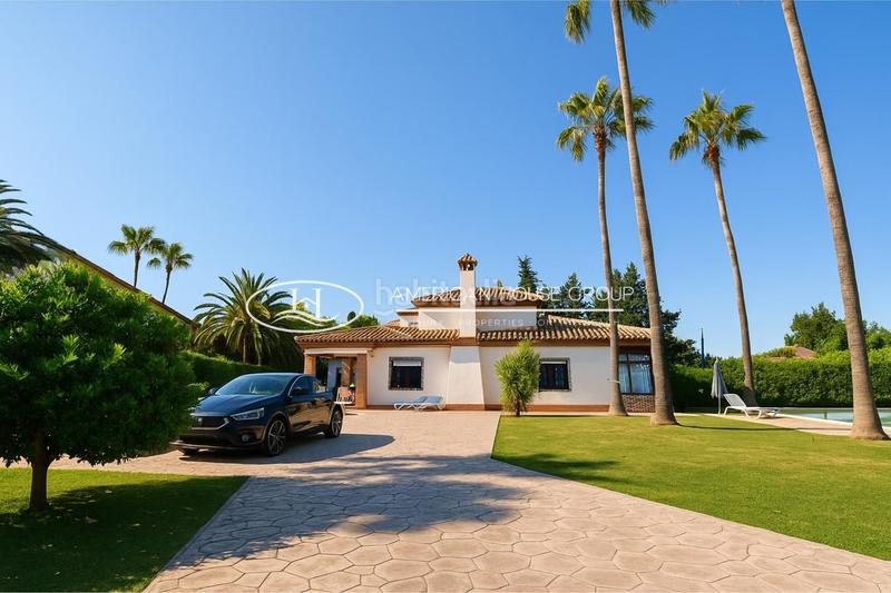 Foto 36ba0217-d105-4b57-b5ad-c54d0d961217. Maison avec chauffage parking piscine dans Las Lagunas - Campano Chiclana de la Frontera