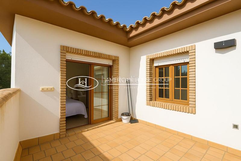 Foto 38b0ec3f-dd47-454f-a665-0d761cf6dda6. Maison avec chauffage parking piscine dans Las Lagunas - Campano Chiclana de la Frontera