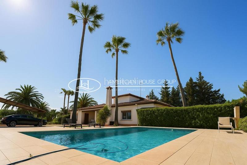 Foto bbfb51f5-7829-4da5-83f8-9f9af73810dc. Maison avec chauffage parking piscine dans Las Lagunas - Campano Chiclana de la Frontera