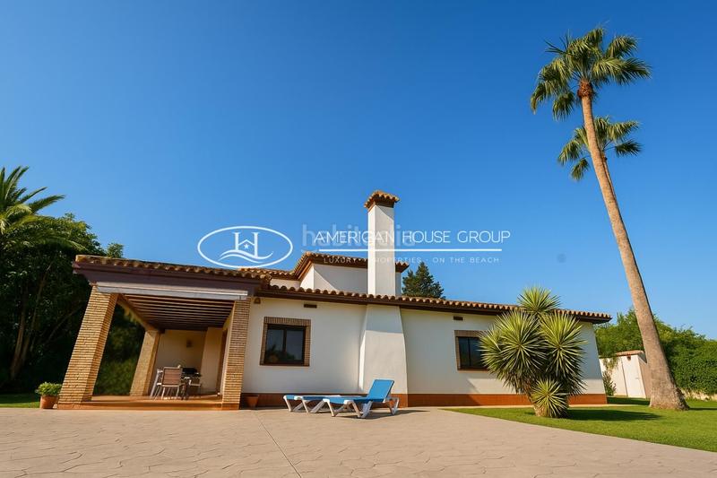 Foto d15fded8-2e59-4e85-839a-e73f452c5845. Maison avec chauffage parking piscine dans Las Lagunas - Campano Chiclana de la Frontera